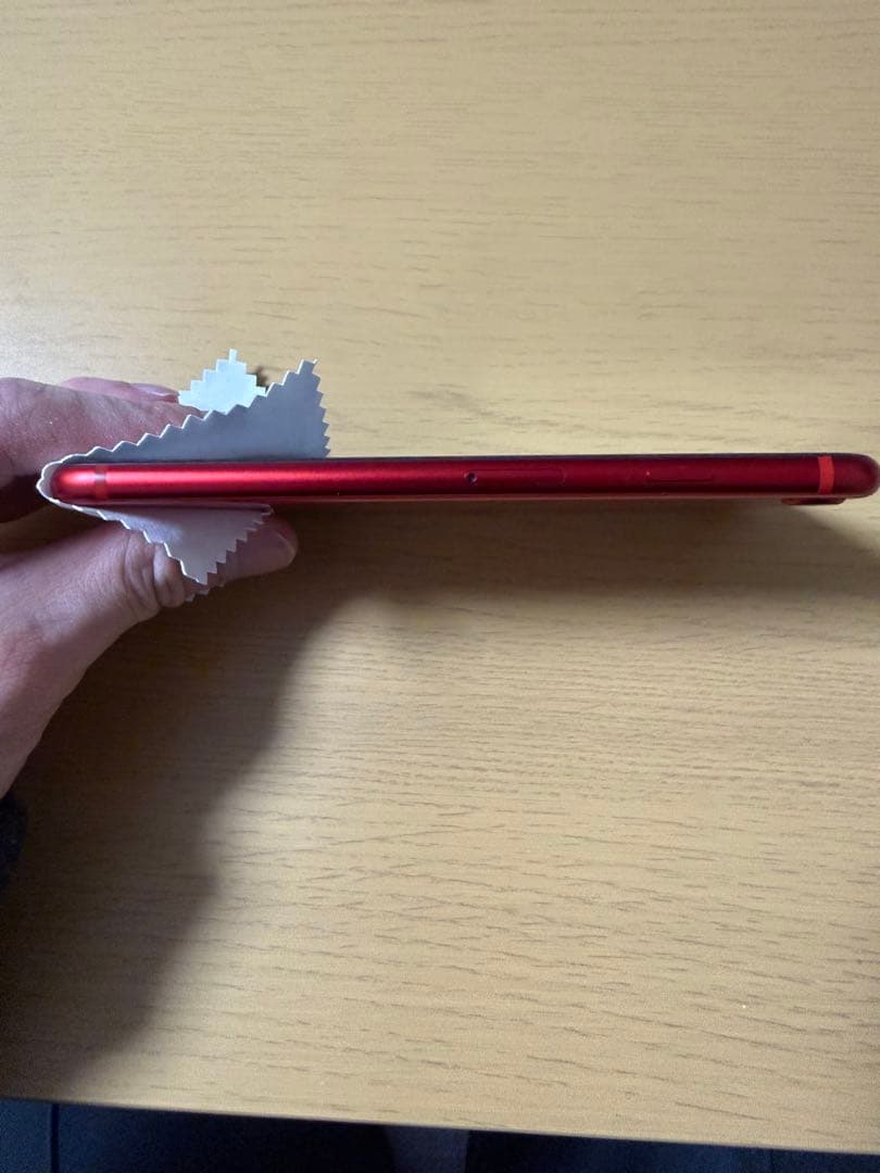 iPhone SE (第2世代) 赤　レッド　64GB simフリー　箱付き