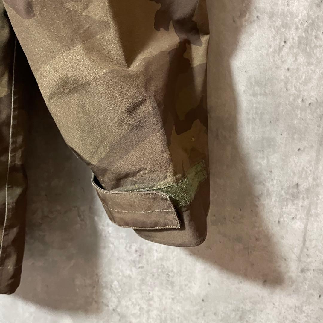 BurtonバートンスキーウェアスノーボードジャケットパーカーGORETEX迷彩