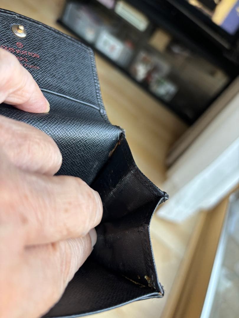 ルイヴィトン エピ ブラック 　小銭入れ 黒