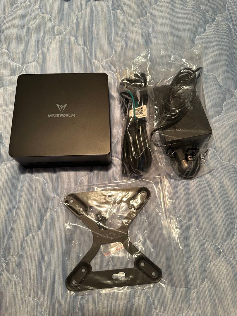 MINISFORUM ミニPC ブラック