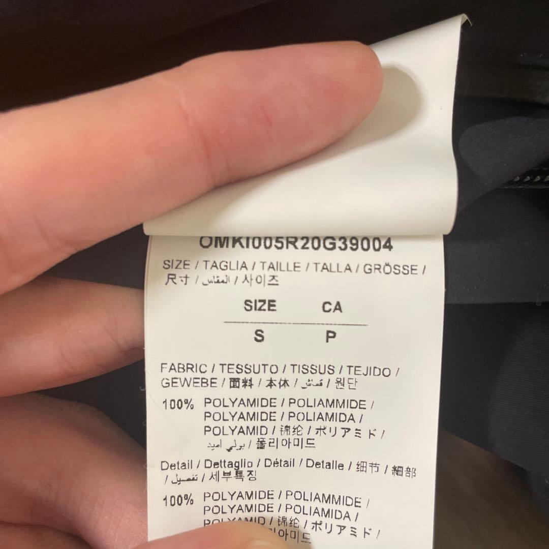 【美品】Off-White ナイロンマウンテンパーカー　ジャケット オフホワイト