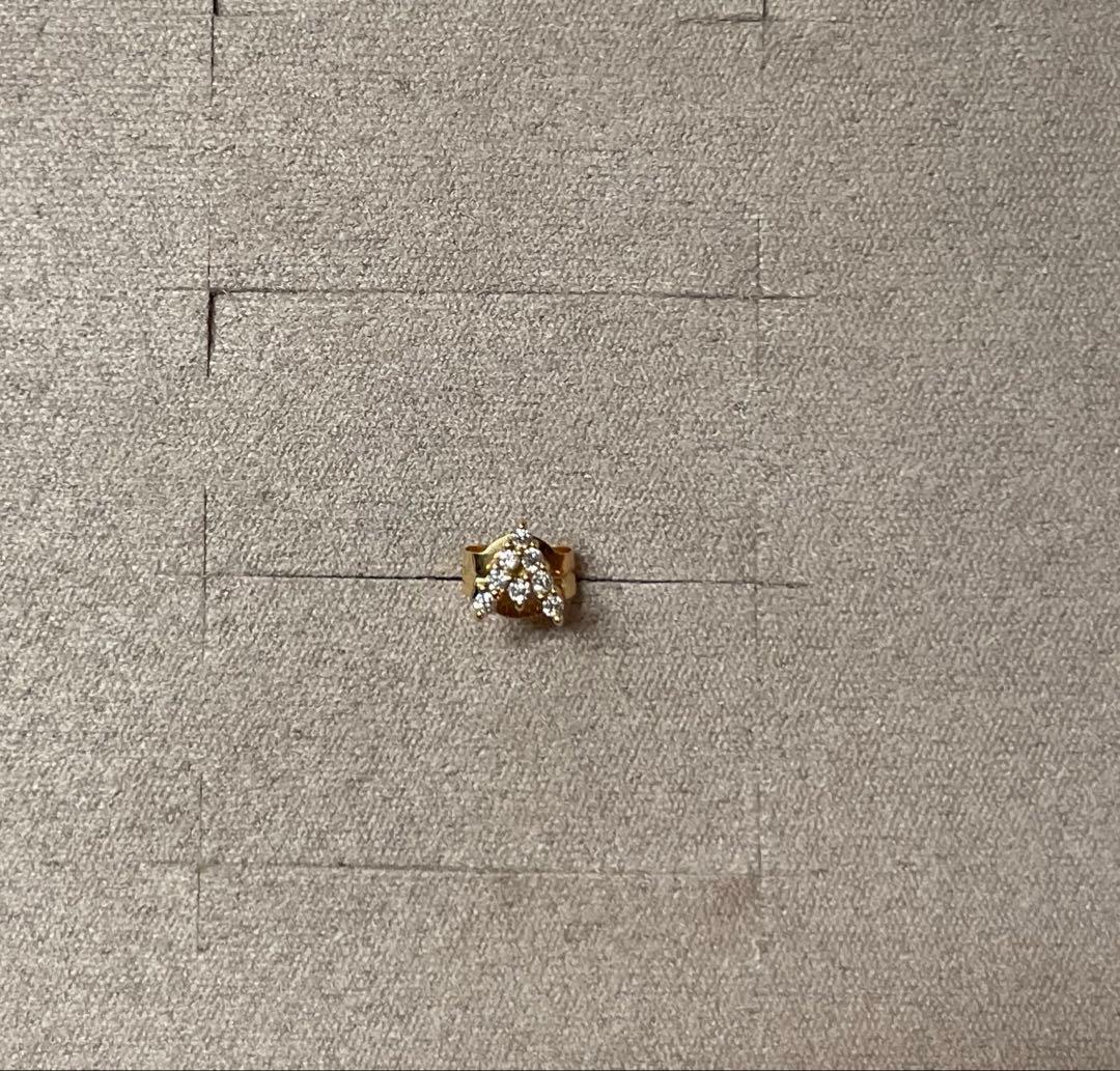 ete レタード　ダイヤモンド　イニシャル　ピアス