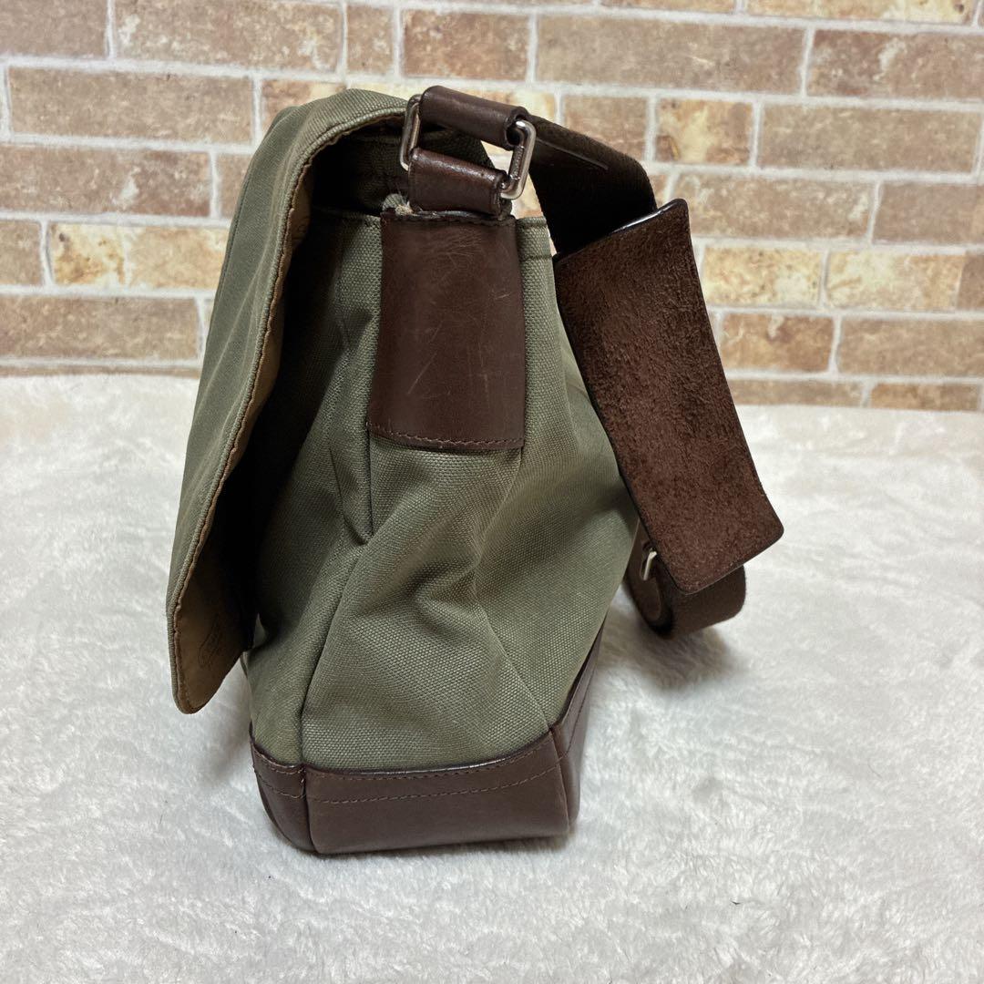 コーチ COACH メッセンジャーバッグ オリーブグリーン