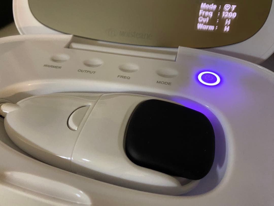 モイスティーヌ美顔器スキンコンディショナー ポーチ付