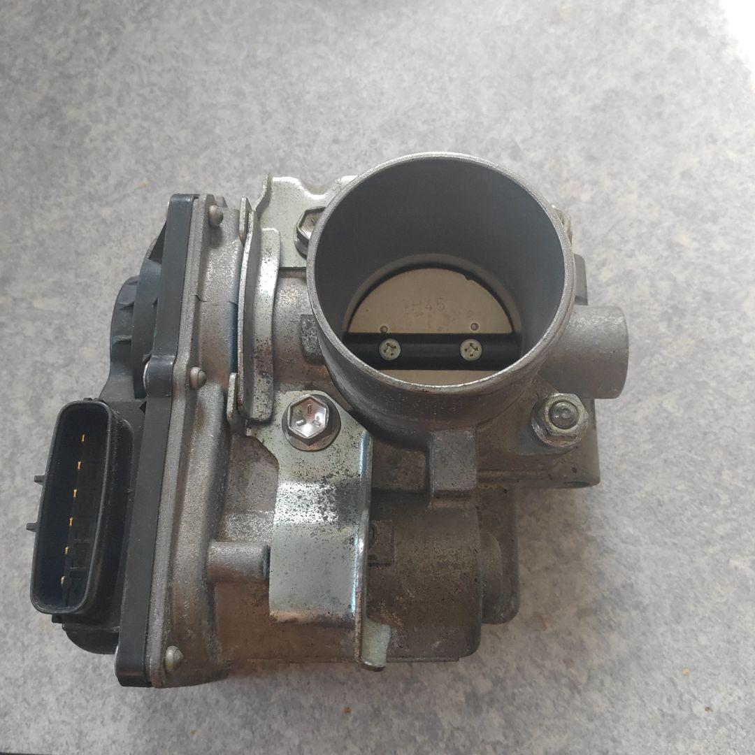 ZC33S スイフトスポーツ　純正スロットルボディ