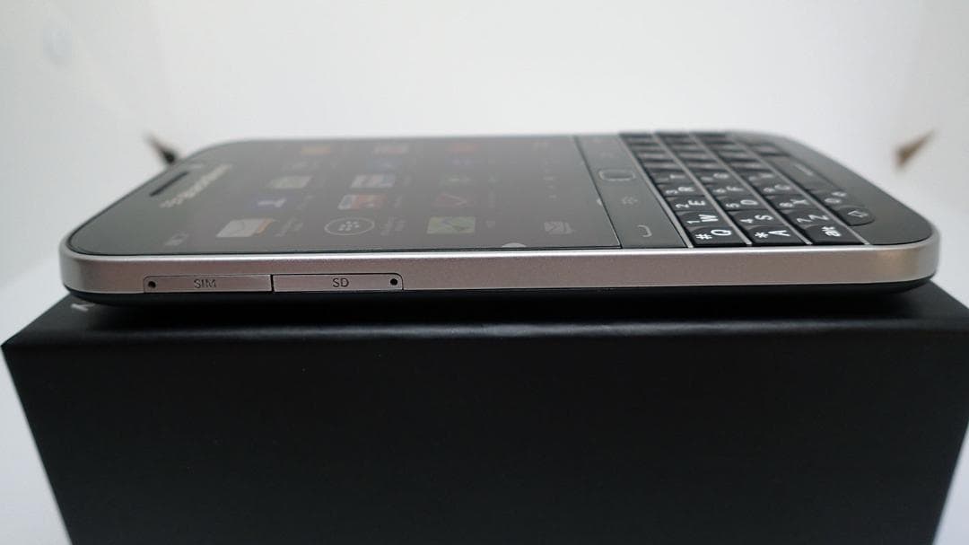 超美品！ BlackBerry Q20 Classic ブラック 技適有り