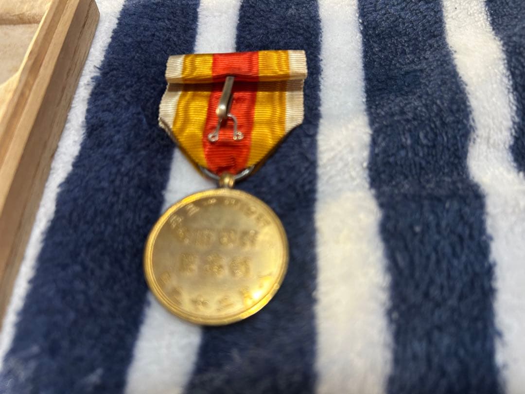 勲章 韓国併合記念章 明治四十三年 八月二十九日 共箱付き　◆ 旧日本軍　記章