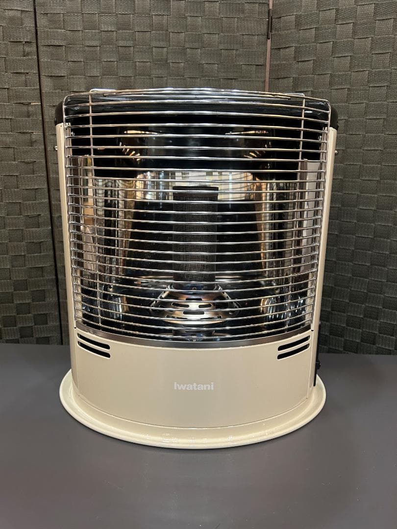 イワタニ カセットガスストーブ デカ暖Ⅱ　CB-STV-DKD2 中古品