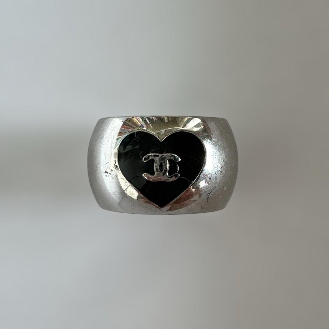 CHANEL ハート型リング
