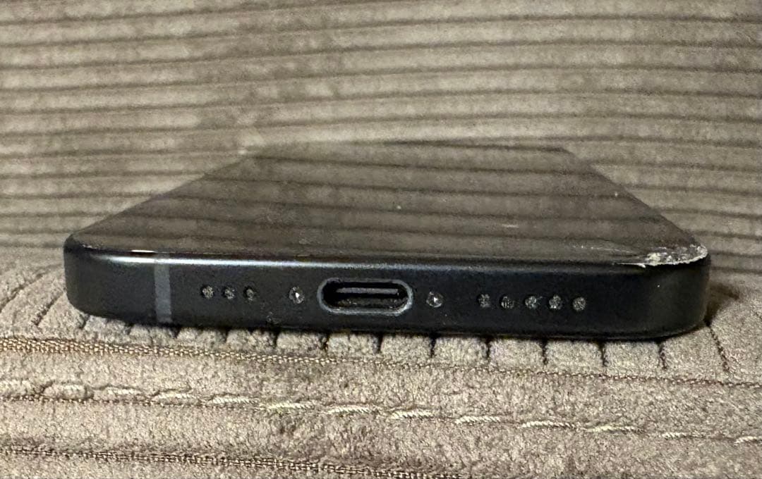 な*様 iPhone 15 本体 128G