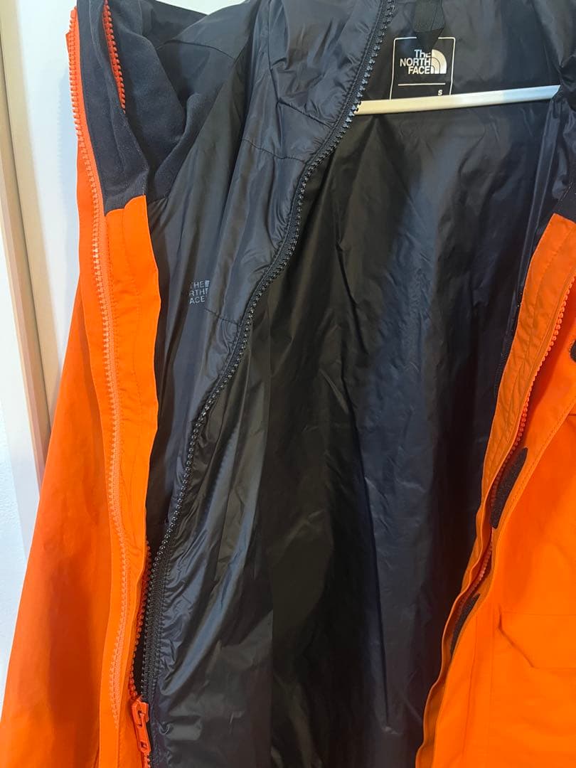 THE NORTH FACE NS61808(パンツ付き)