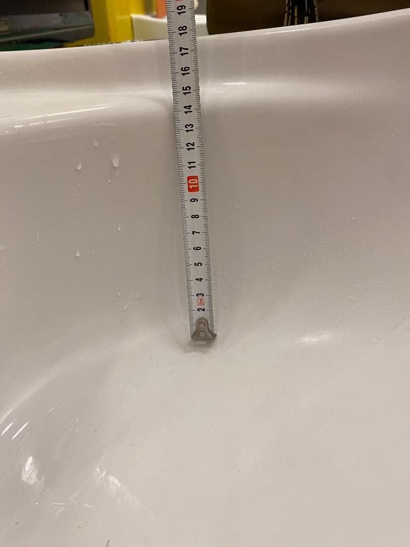 新明和シャンプー台