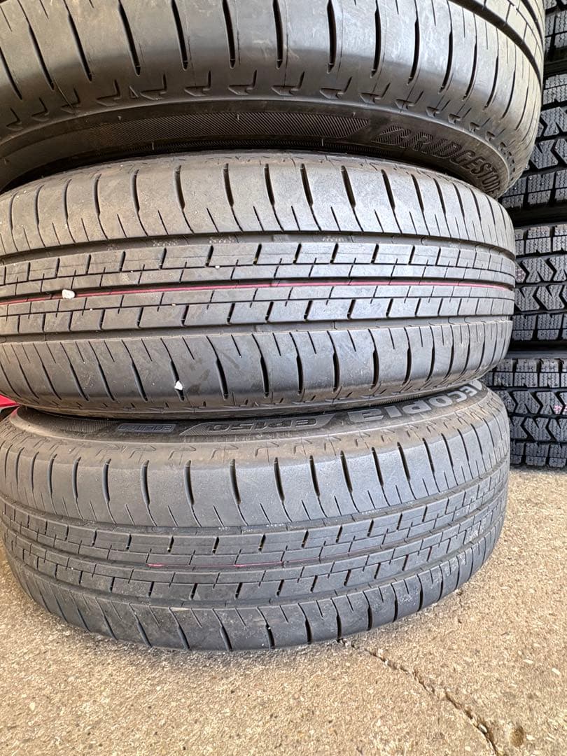 フィットRS 純正16インチ美品　タイヤ山かなりあり