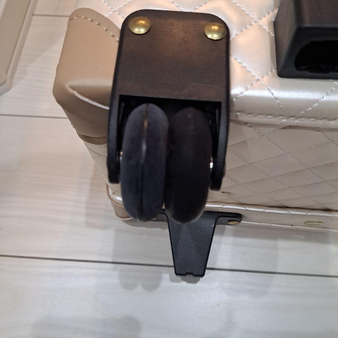 み*な様 【新品未開封】セーラームーン　USJ限定　完売品　キャリーケース