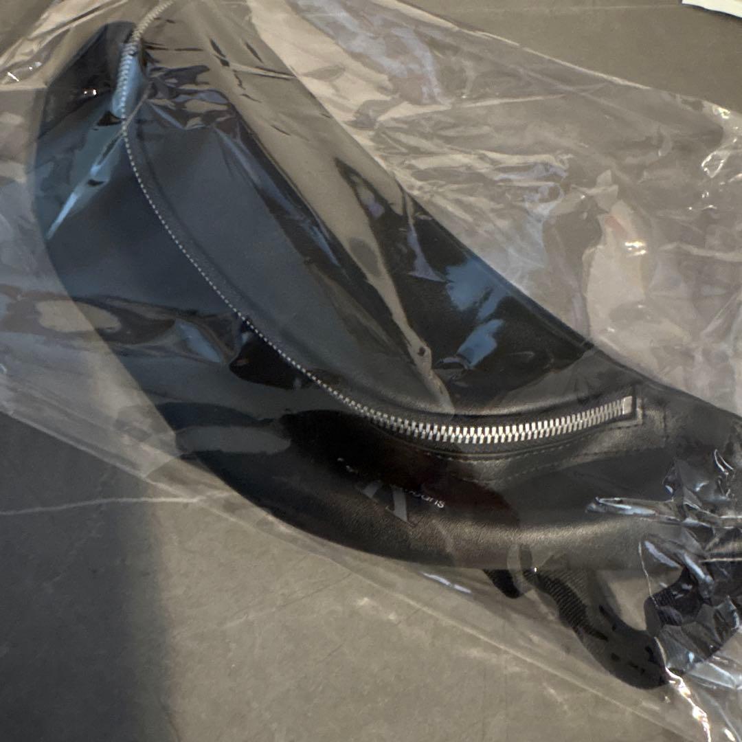   Jeans ブラックボディバッグ