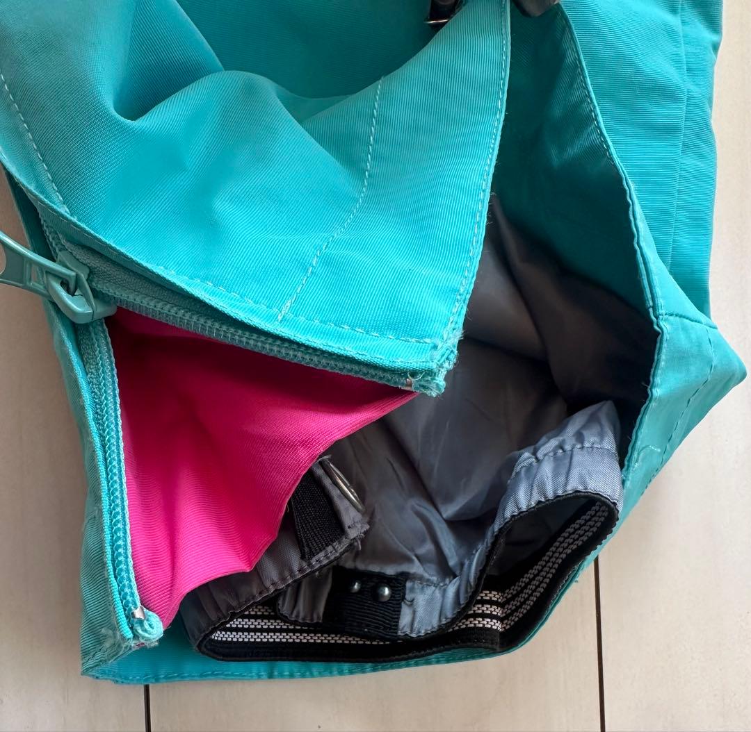 中古超美品スノーボードウエア 上下セット レディース