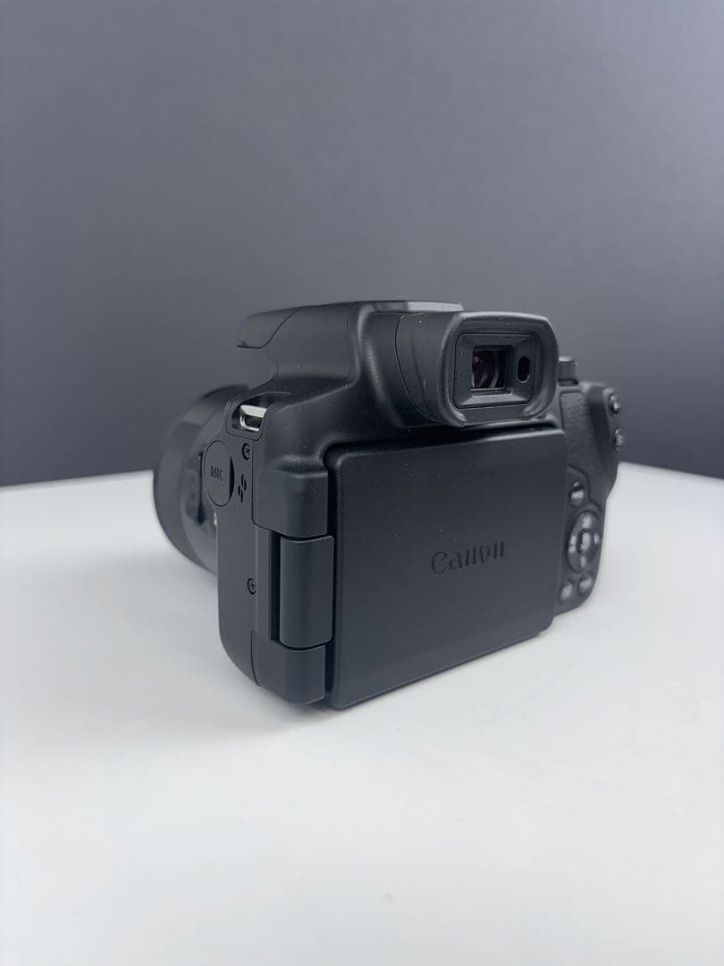 【新品展示品】Canon PowerShot SX70HS 本体　付属品あり