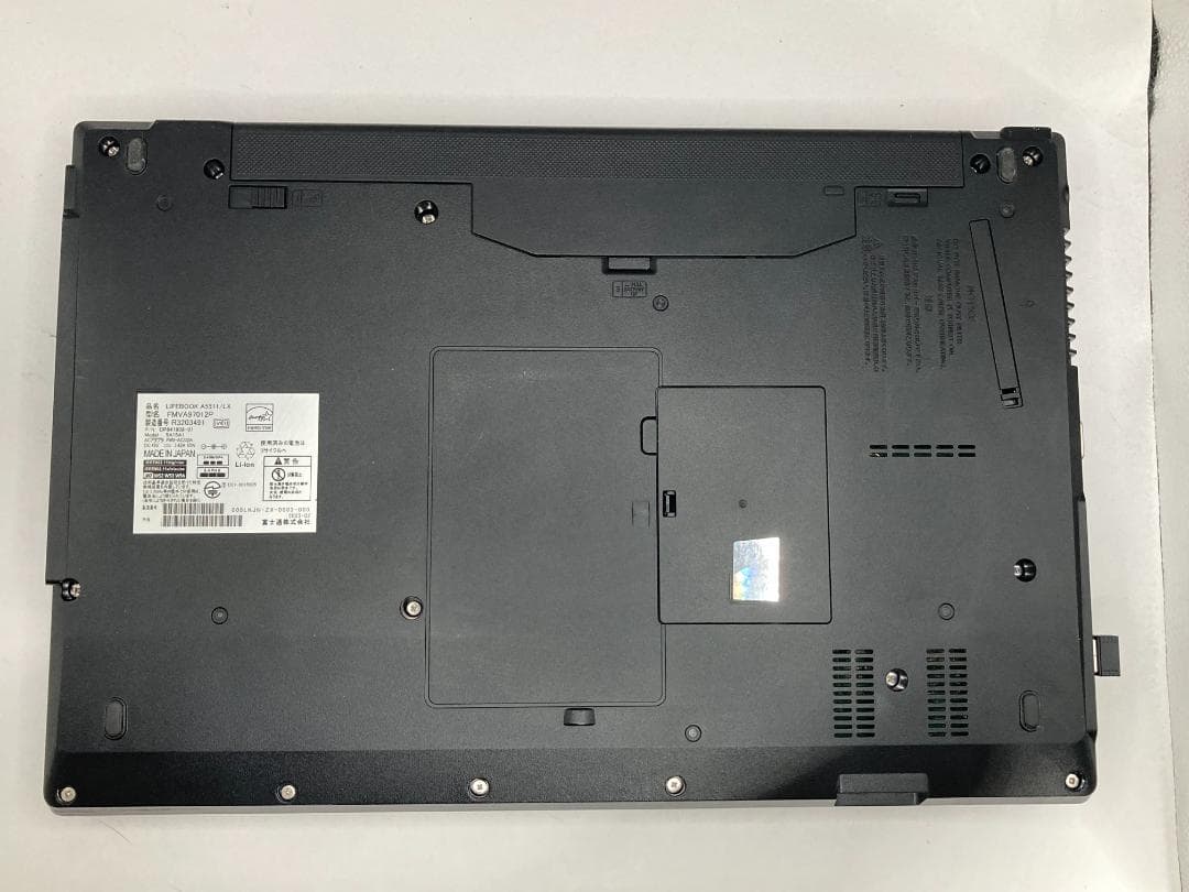 富士通A5511 第11世代i5 16GB 新品SSD512GB Office