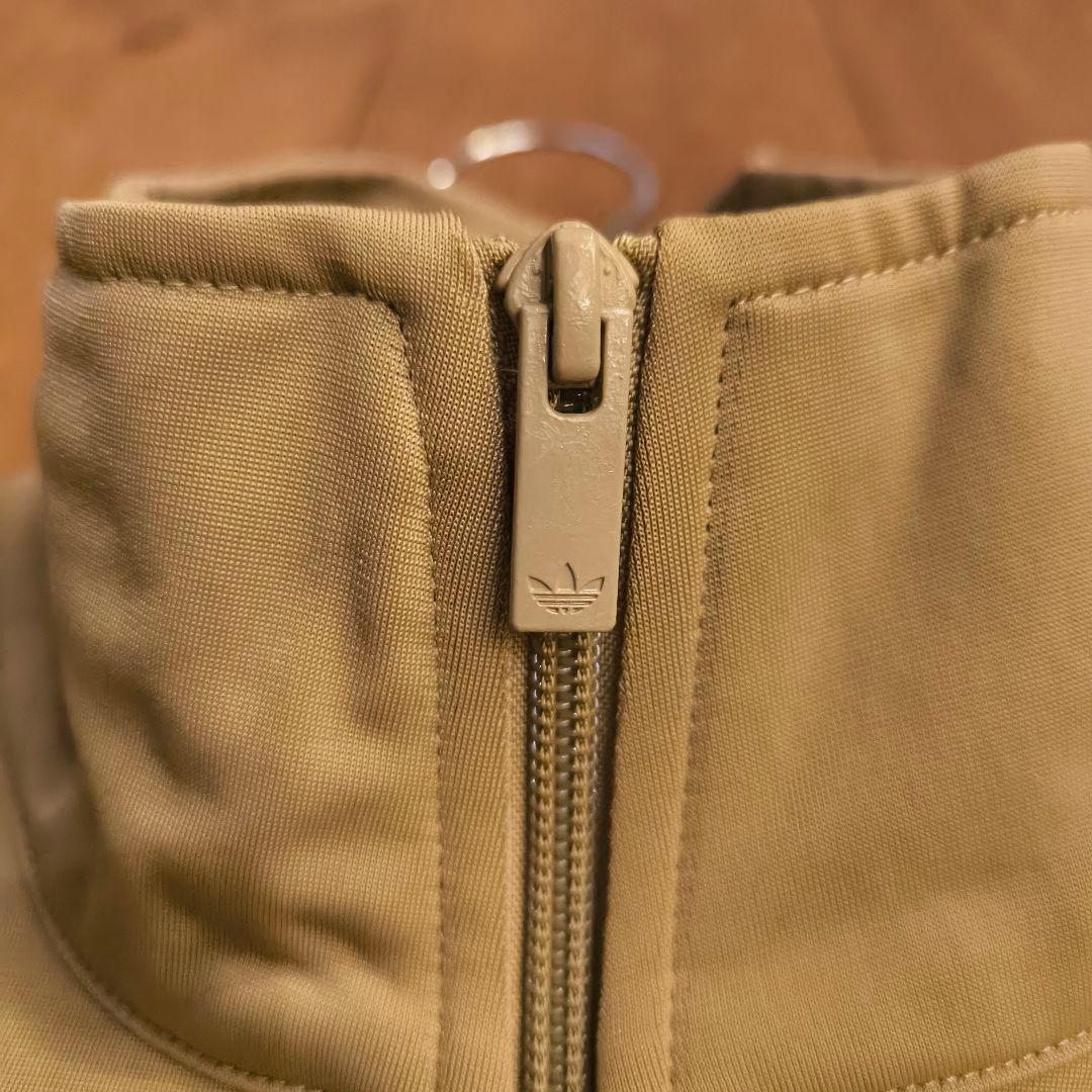 在原みゆ紀 アディダスオリジナルス ファイヤーバード トラックジャケット