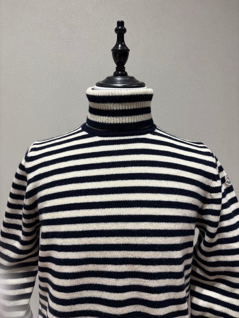 モンクレール　MONCLER ボーダータートルネックニット　ユニセックス