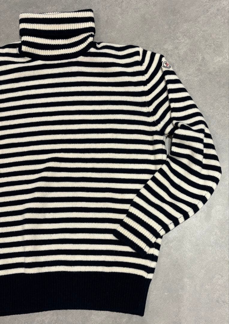 モンクレール　MONCLER ボーダータートルネックニット　ユニセックス