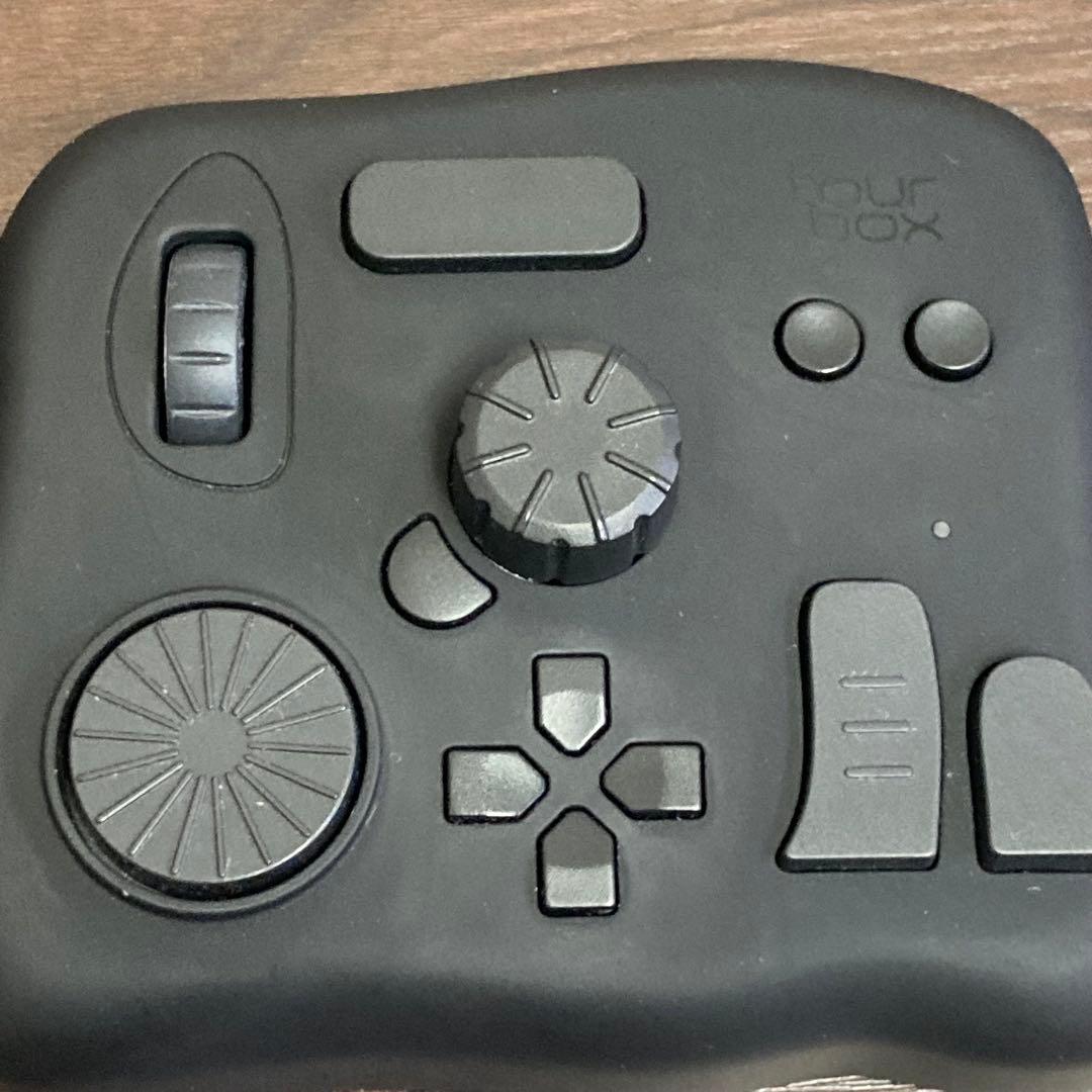TourBox NEO コントローラー 左手デバイス