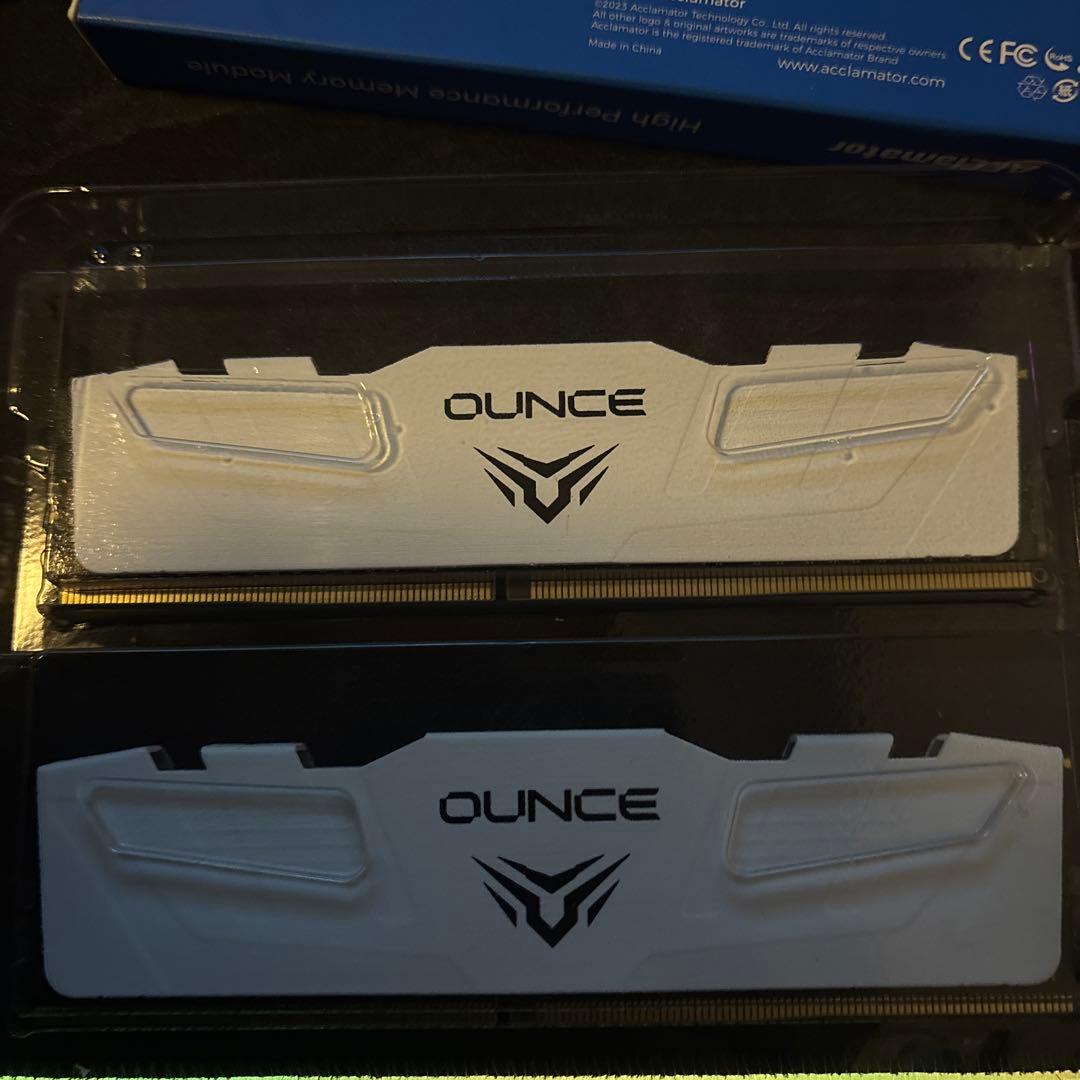 『ACClamator』DDR4 32GB(16×2枚) 3200MHz メモリ