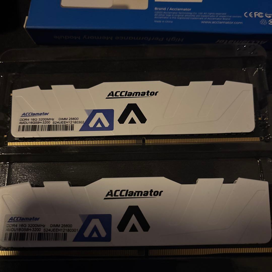 『ACClamator』DDR4 32GB(16×2枚) 3200MHz メモリ