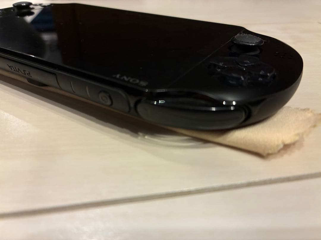PSvita PCH-2000 ブラック