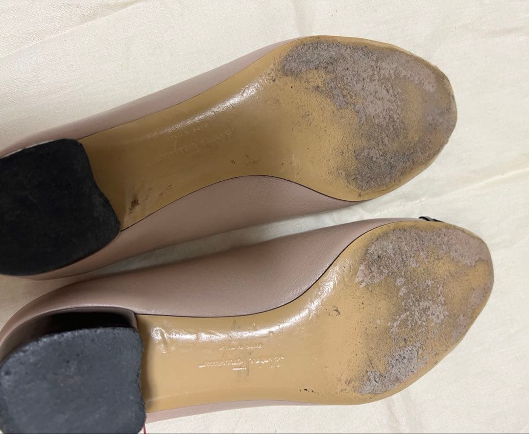 本日お値下げ【美品】Salvatore Ferragamo パンプス　サイズ6