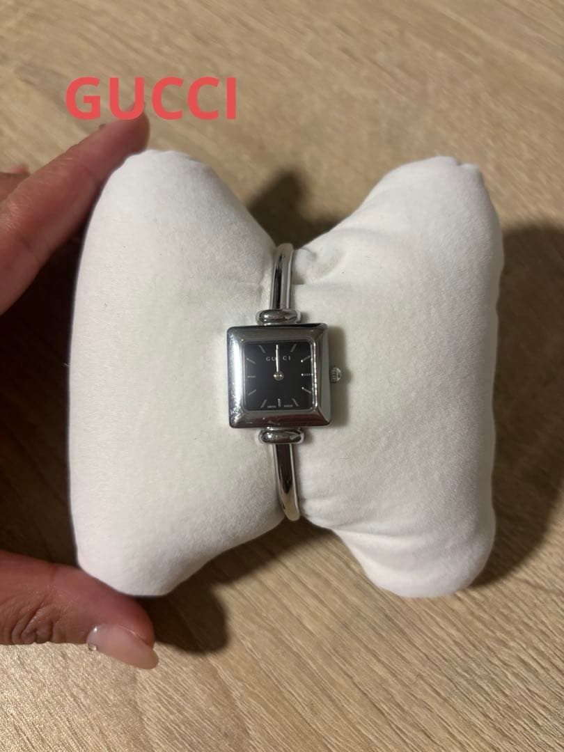 箱付き　GUCCI 腕時計　ブレスレット