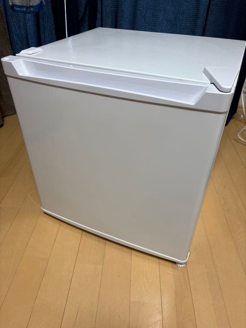 アイリスオーヤマ PRC-B051D-W ホワイト冷蔵庫 46L