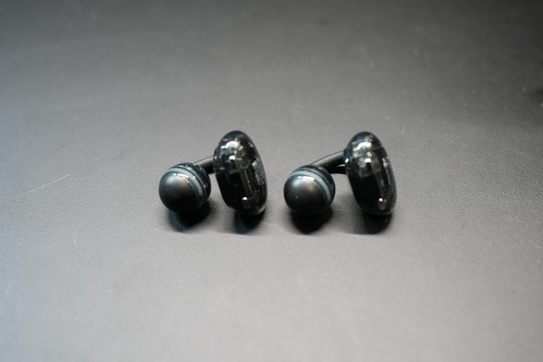 【視聴のみ美品】JBL Soundgear Clips ブラック