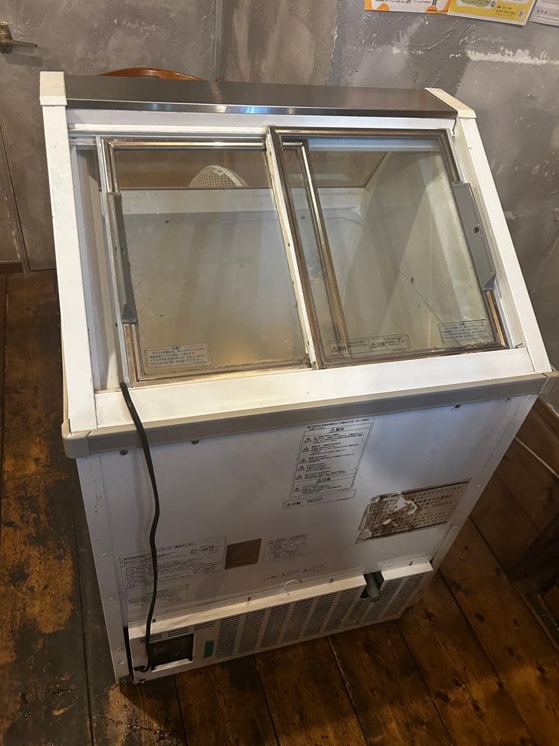 送料無料付属品欠品　パナソニック SCR-VD6NA アイスクリームショーケース