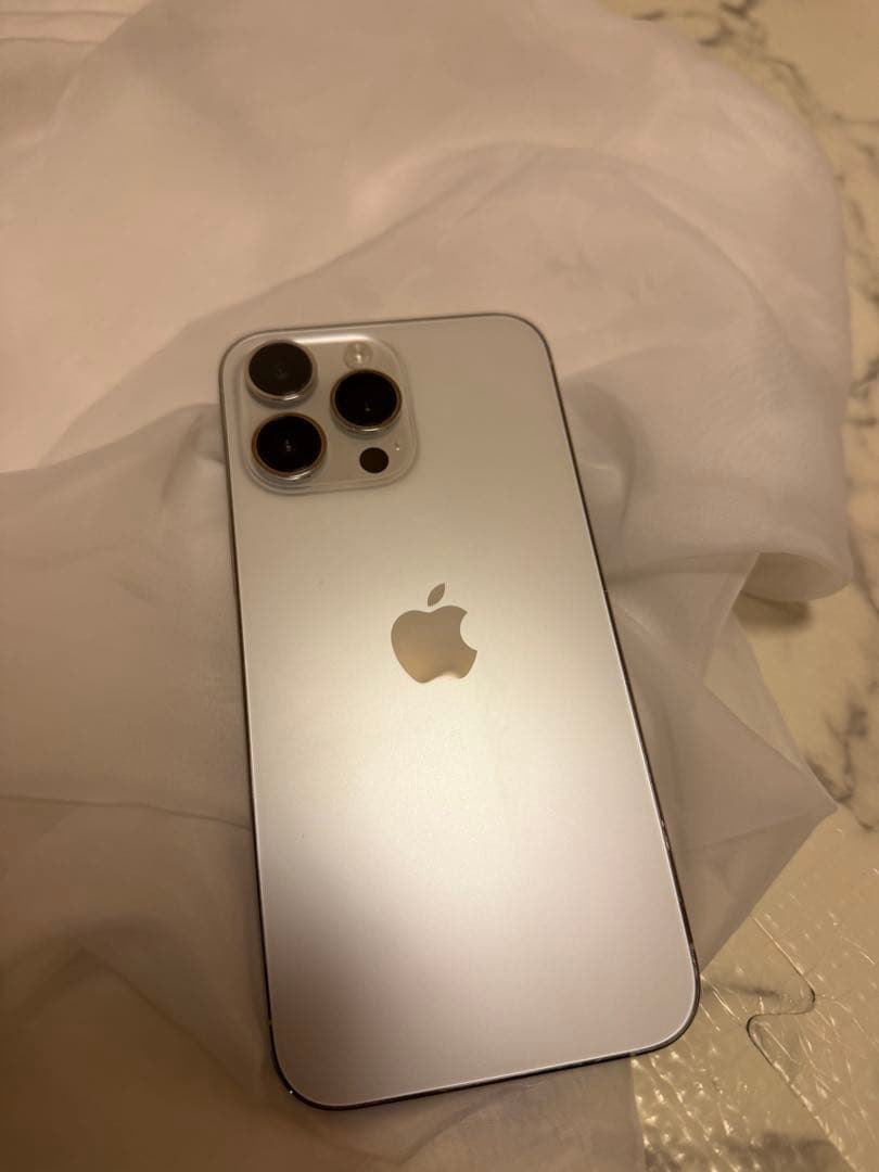 B*e様 iPhone14 pro max 512GB Silver