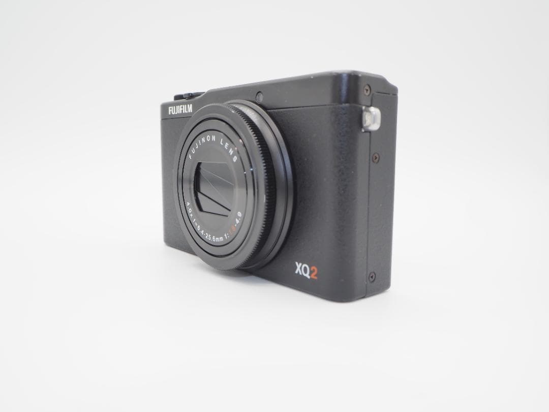 ■美品■フジフィルム　FUJIFILM XQ2