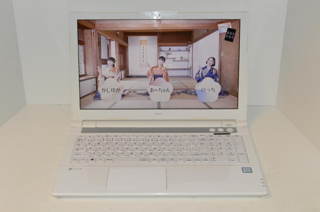 ホワイトLAVIE第8世代Corei7/32G/新品SSD1TB BD再生