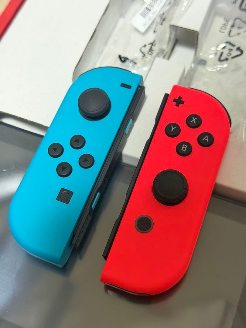 Switch Nintendo ネオンブルー