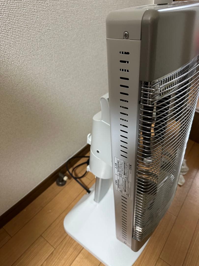 コロナ 遠赤外線ストーブ コアヒート AH-12RA 2018年製