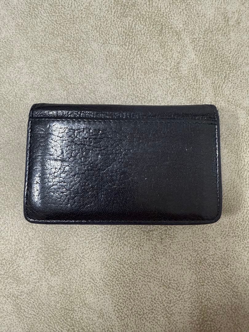 MIU MIU 名刺入れ ブラック レッド