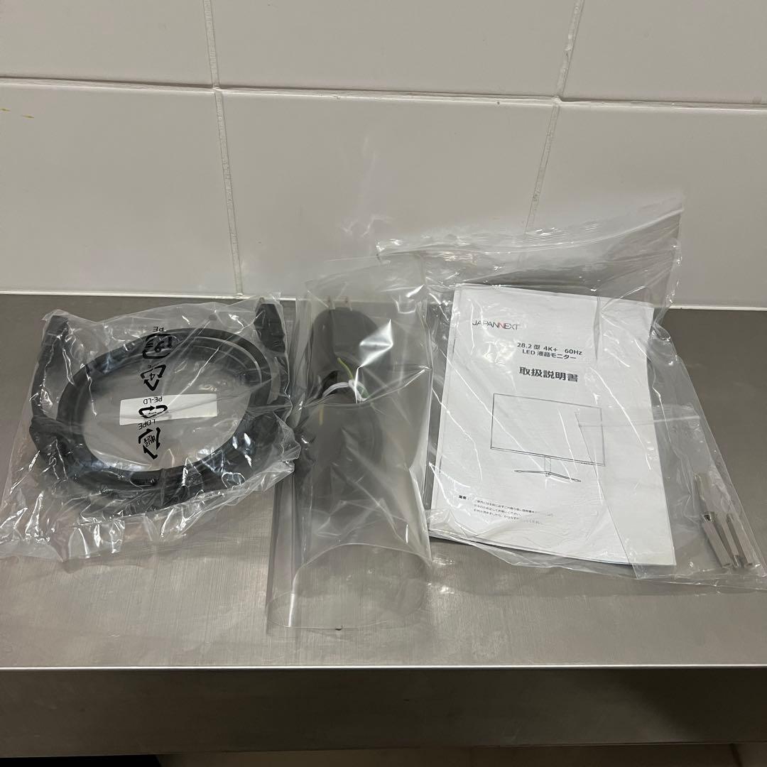 JAPANNEXT 28.2インチ 4K Plus IPSモニター