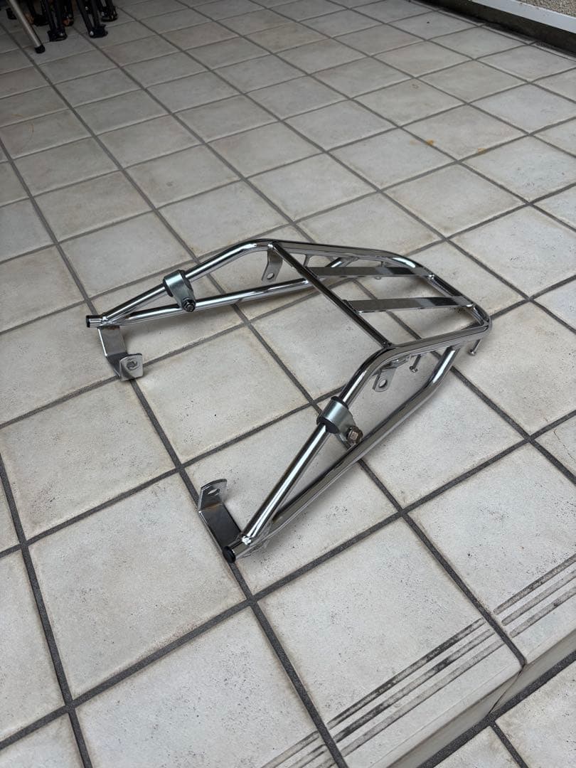 SR400 リヤキャリア