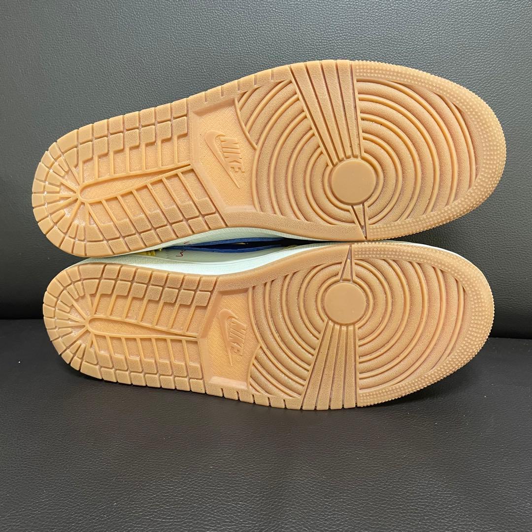 靴 Travis Scott Nike Air Jordan 1 Canary 28