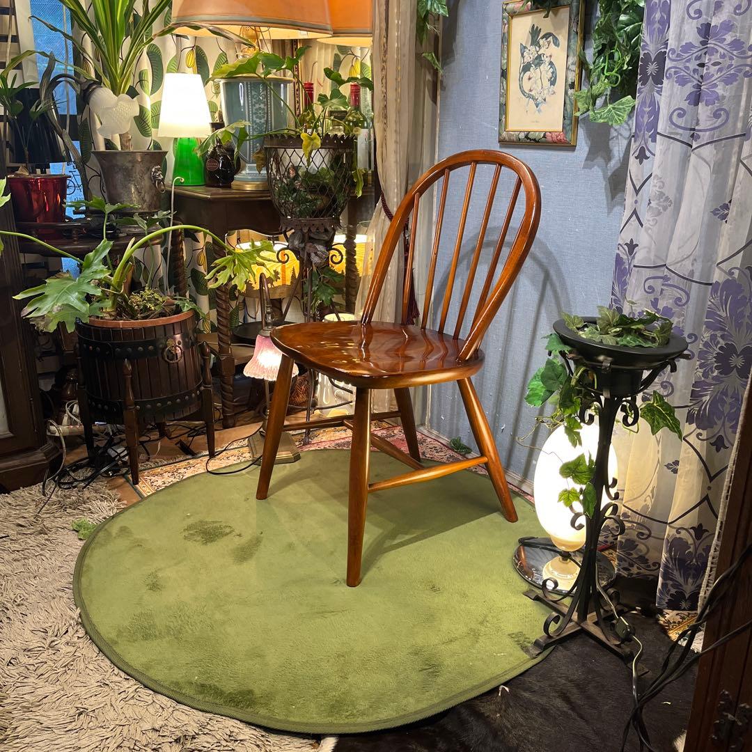 L２　キツツキマーク　ヴィンテージ ヴィンテージ ボーバックチェア