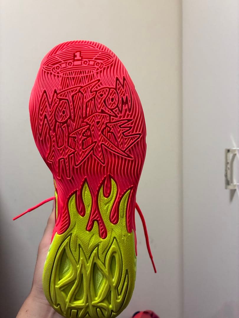 プーマ MB.04 1LOVE ラメロ・ボール　シグネーチャーシューズ