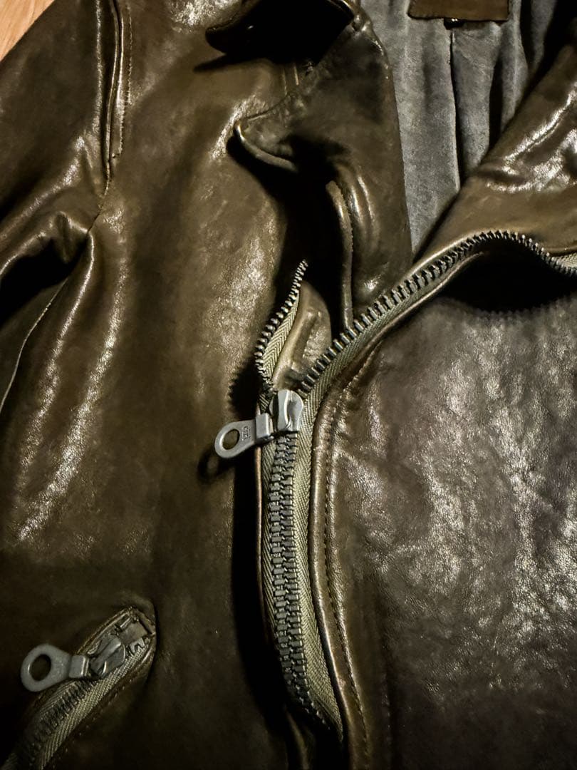 イサムカタヤマ　バックラッシュ　ポーランドショルダータンニン製品染め