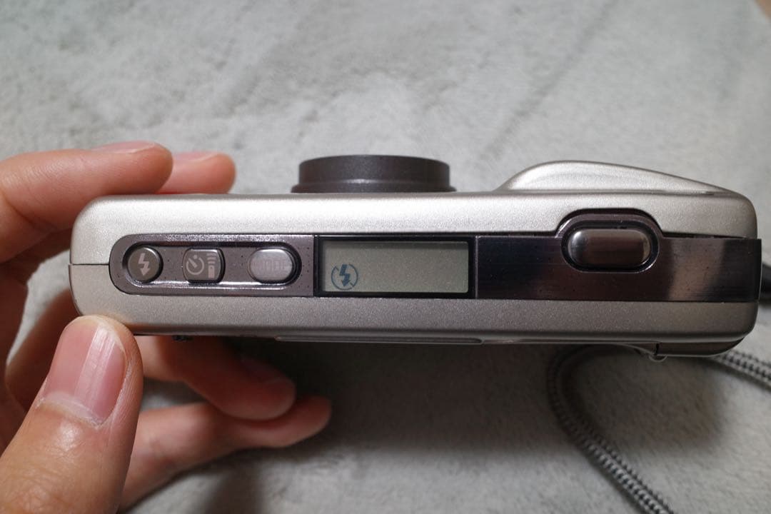 Ricoh R1s コンパクトフィルムカメラ