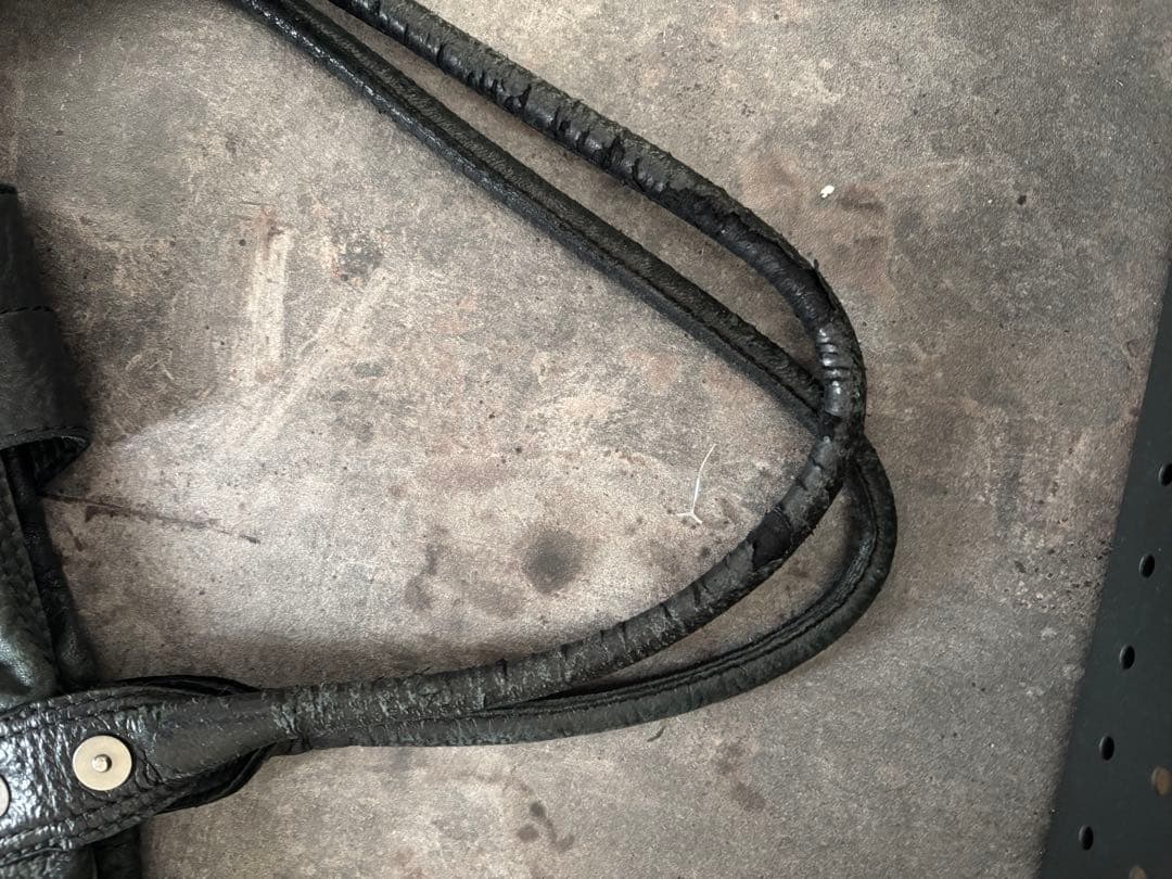 DIESEL Archive ロゴバックル レザー ショルダーバッグ ブラック