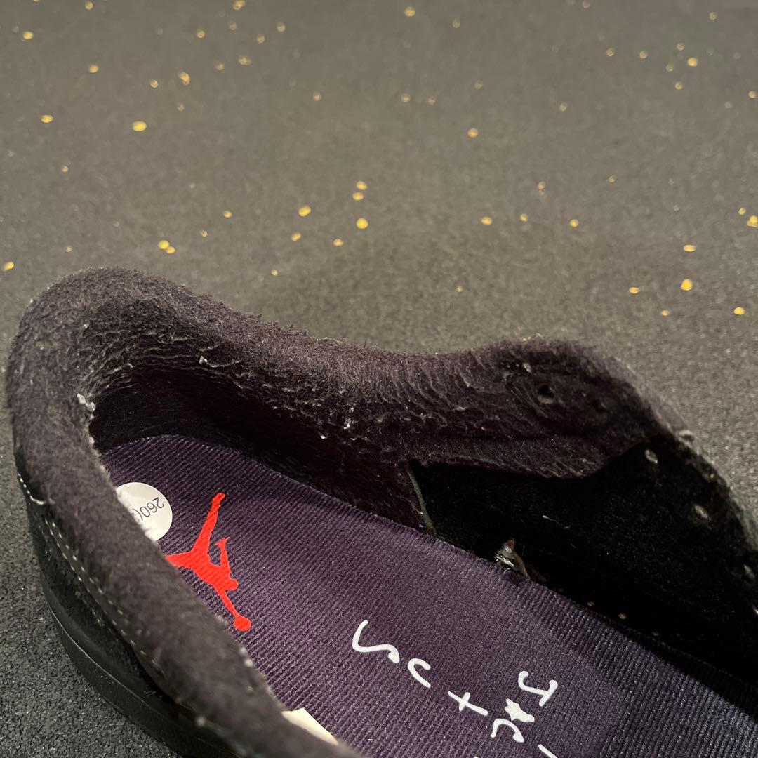 トラヴィススコット　ブラックファントム