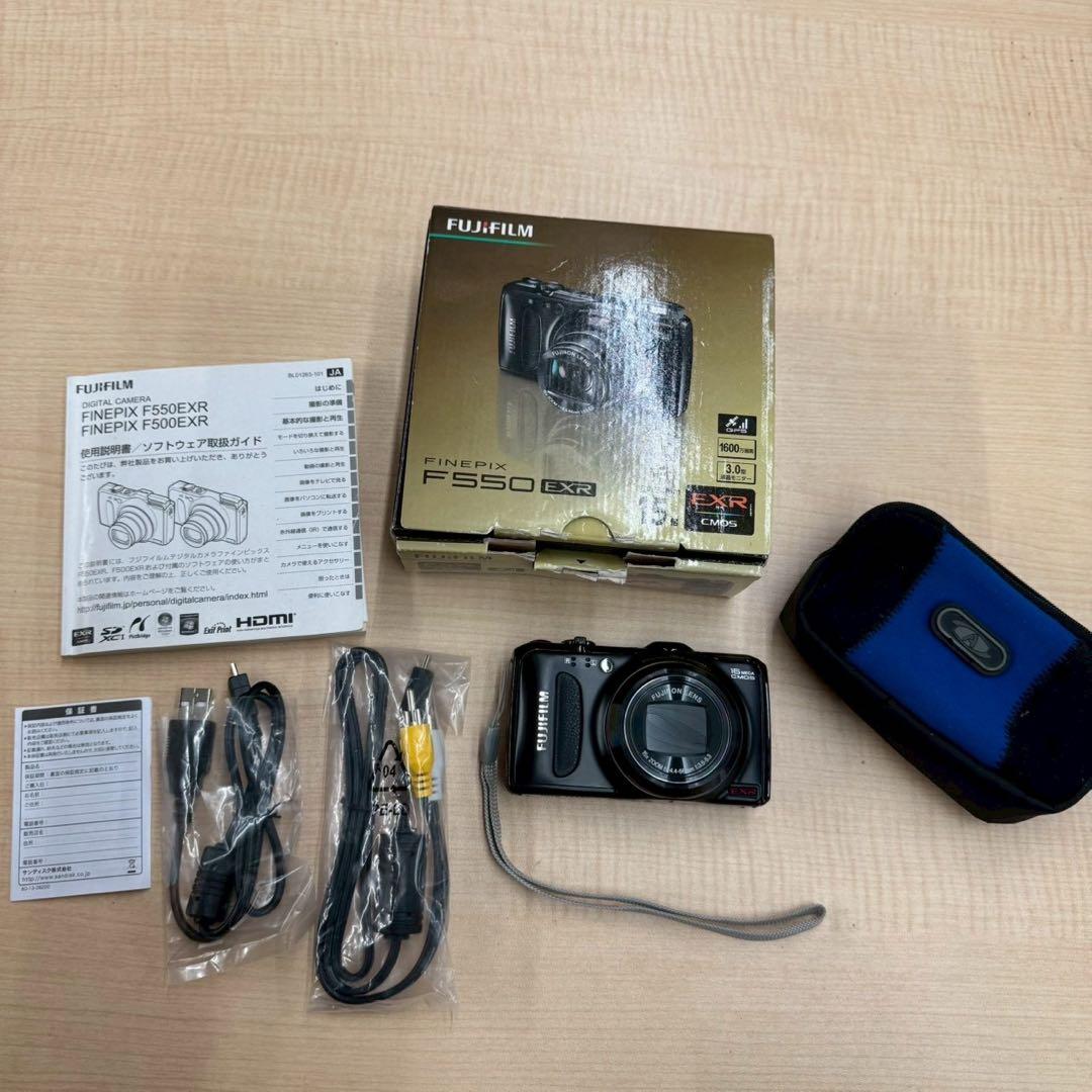 Fujifilm FINEPIX F200EXR コンパクトデジタルカメラ